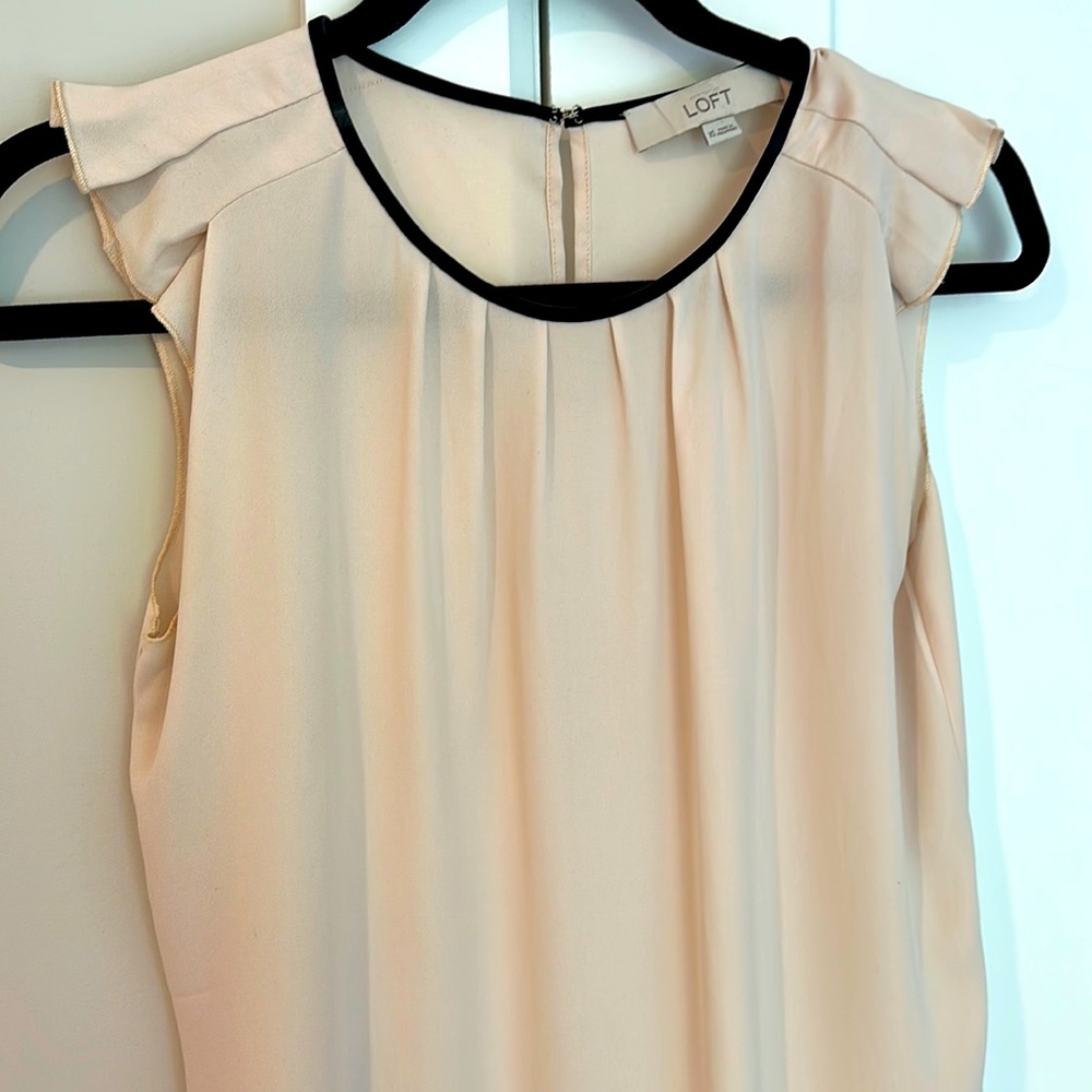 LOFT Sleeveless Blouse
